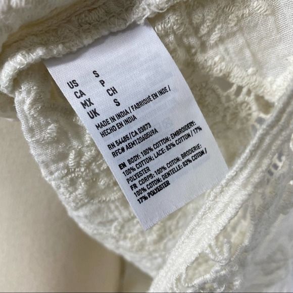 AMERICAN EAGLE Off Shoulder Lace Detail Top Small - Picture 3 of 4